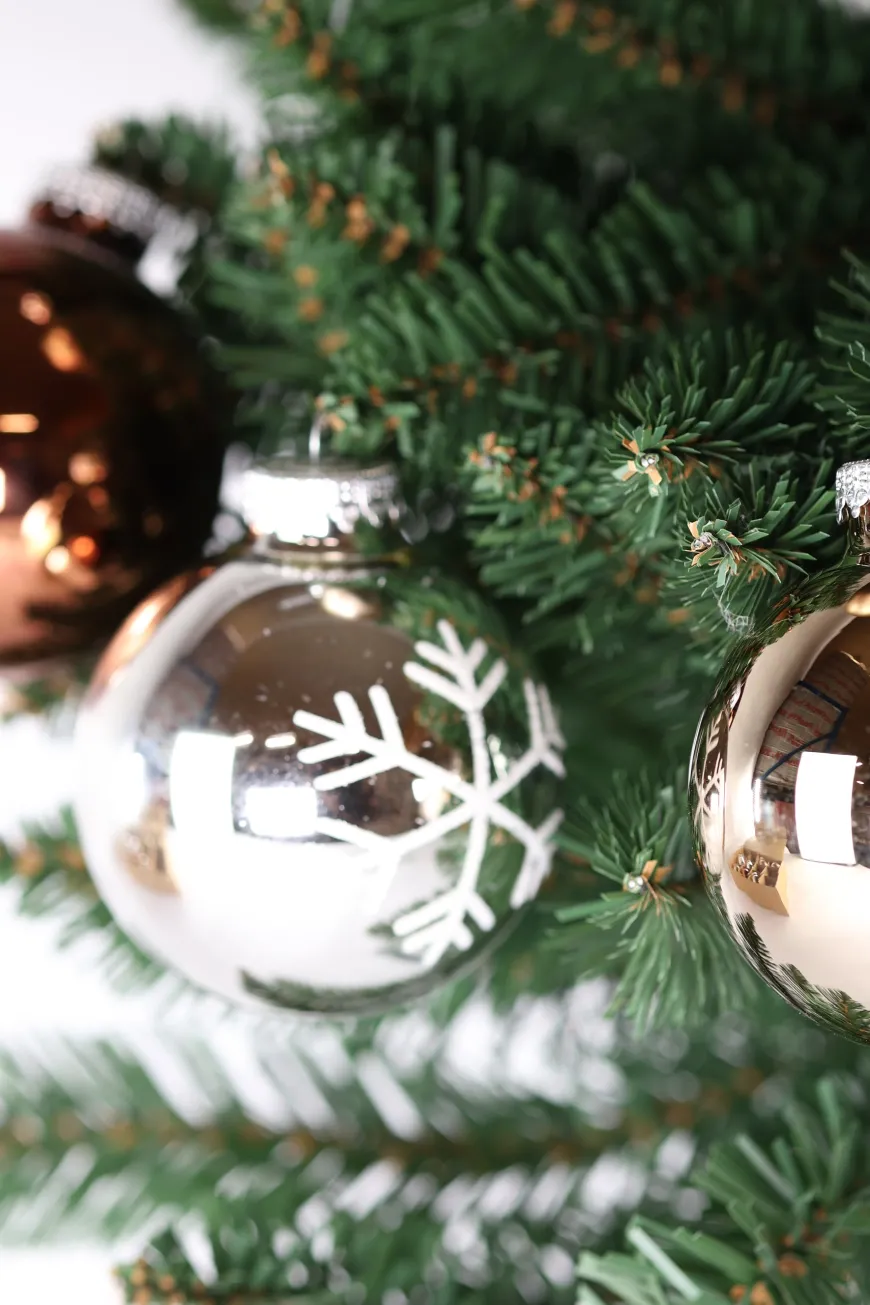 24 stk. Julekugler (Ø7cm)