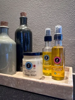 Bakke i Travertin. 30x20x3cm.