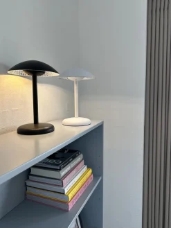 Bordlampe i Sort CALVIN (19,5x28,5cm)