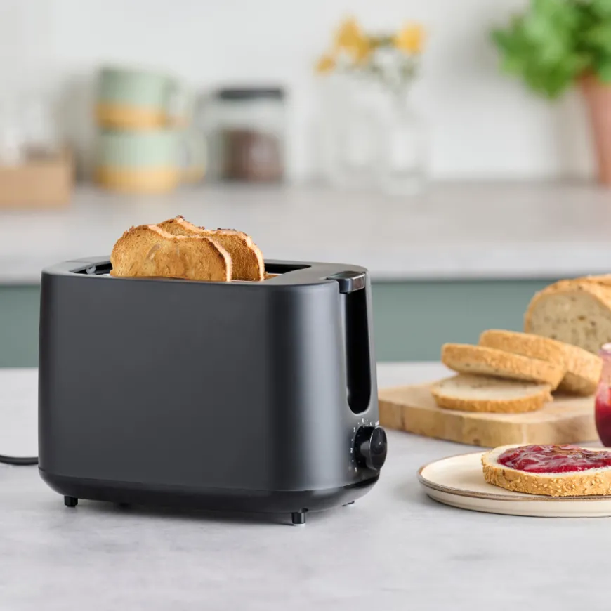 DAY - Brødrister 650-750W Sort