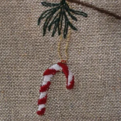 Julebordløber m Broderi (30x180cm)