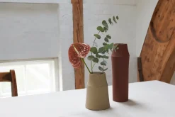 Knapstrup - Clay Vase Warm Sand (18cm)