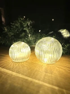 Lille Glas Kugle m. LED (10x7,5cm)