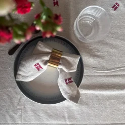 Stofserviet m. Broderet Dansk flag( 40x40cm) Hørfarve