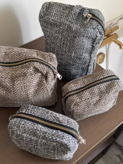 Toilettasker i Sort DITTE ( 30x11x22 cm)