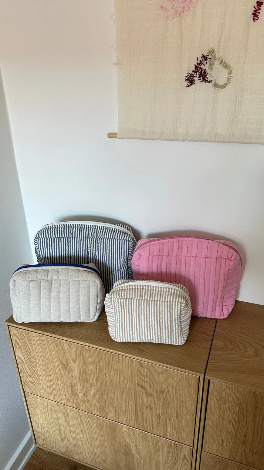 Toilettasker m Beige og Camel Stribe EASON ( 27x10x20cm) Stor