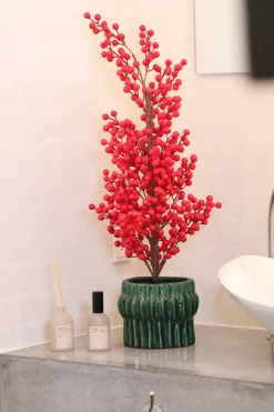 Træ m. Røde Bær i Potte (70cm)