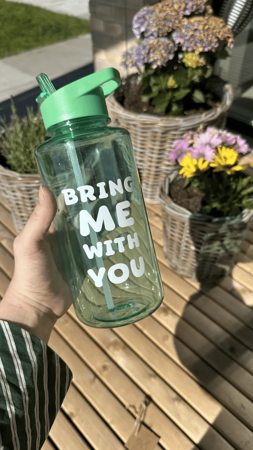 Vandflaske "Bring me with you" (1000ml) Grøn